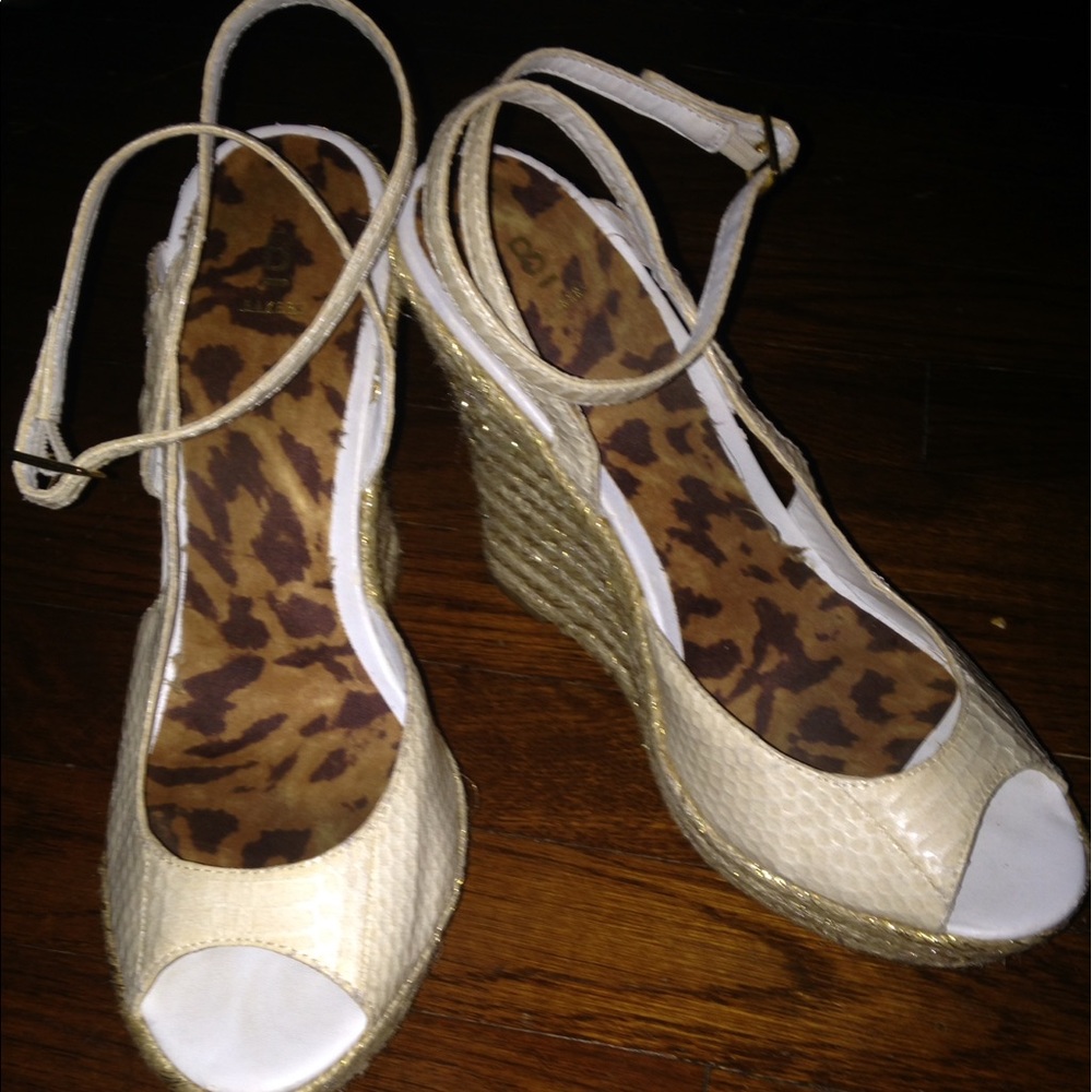 Wedge sandals