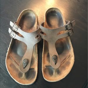 Birkis (Birkenstock) women's size 9 (40)