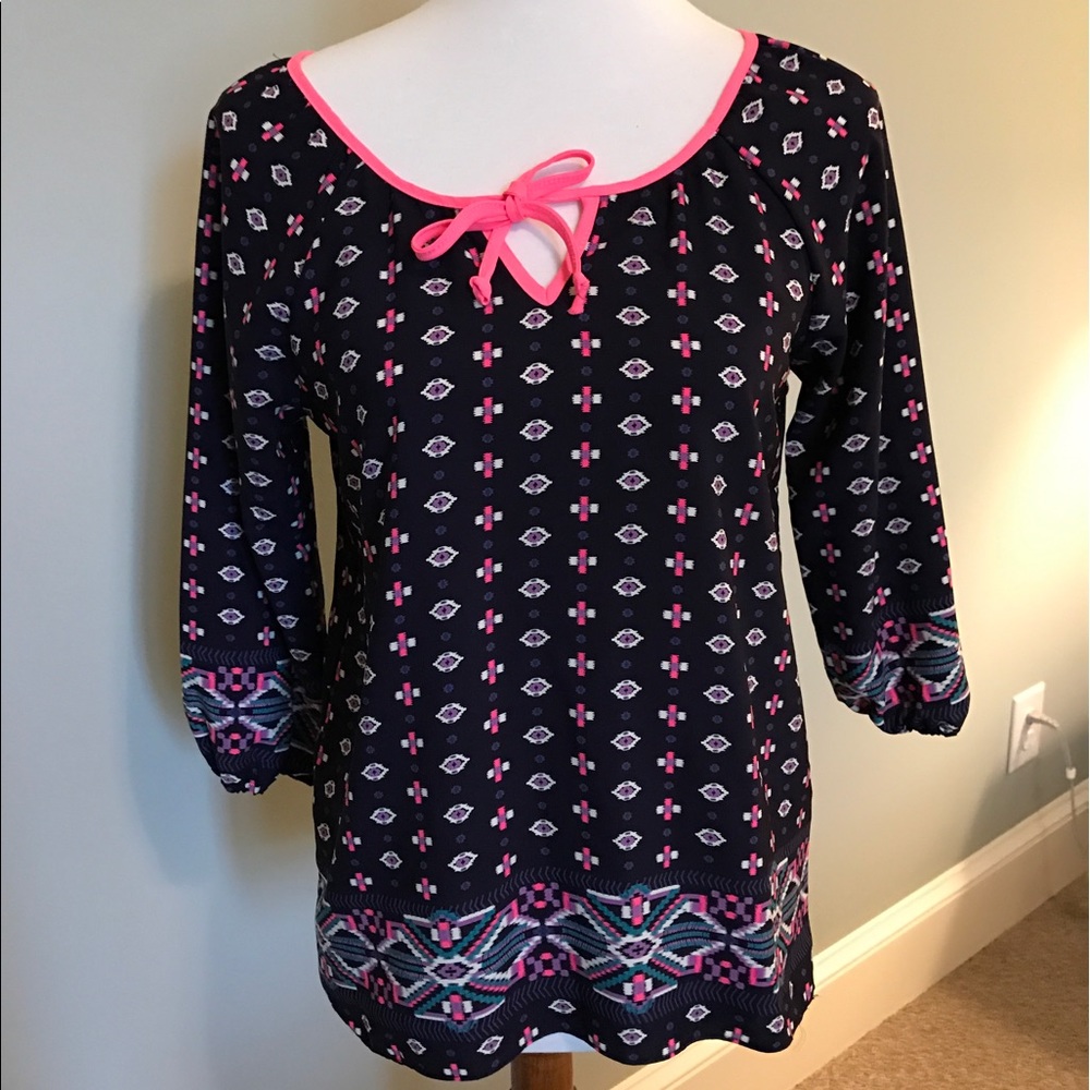 Girls navy pink top