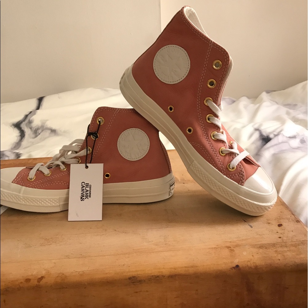 Converse high tops so 7.5