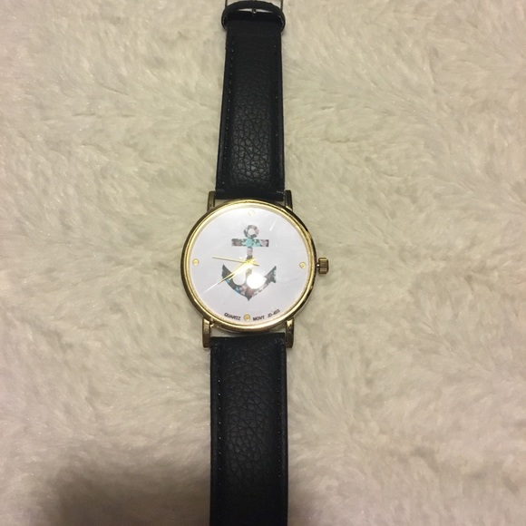 Watch - Picture 1 of 3