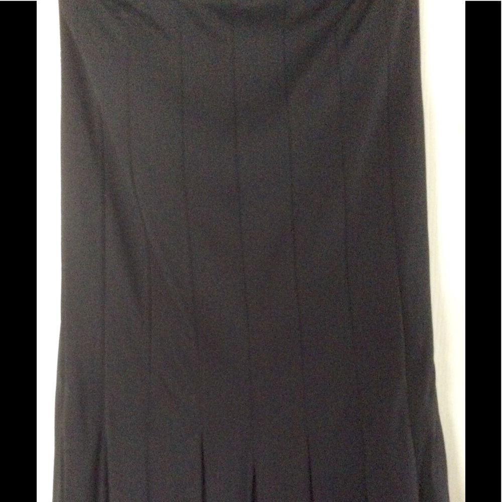 Giorgio Armani Black Pleated skirt Sz 6