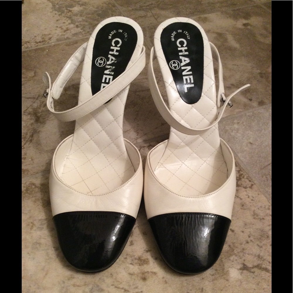 Vintage Chanel Sandal Size 6.5