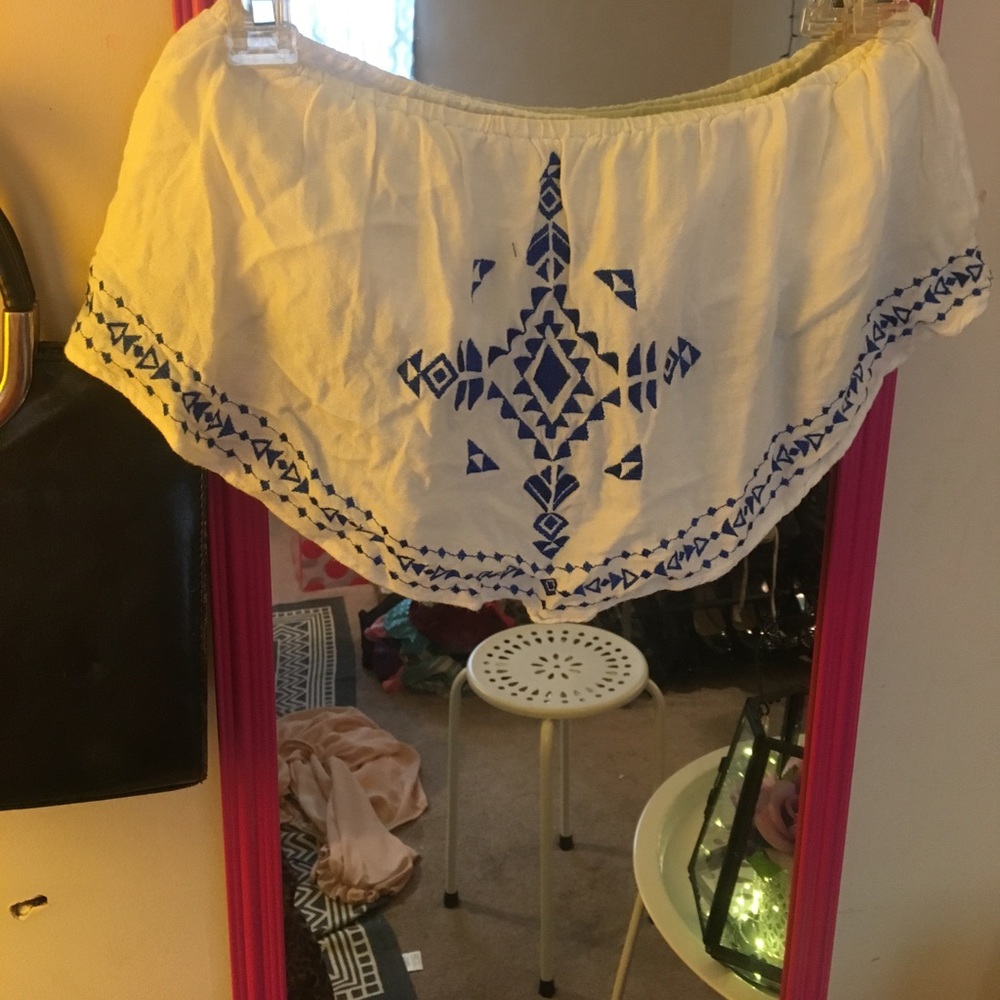 Strapless Aztec CropTop Defining Blue Embroidery