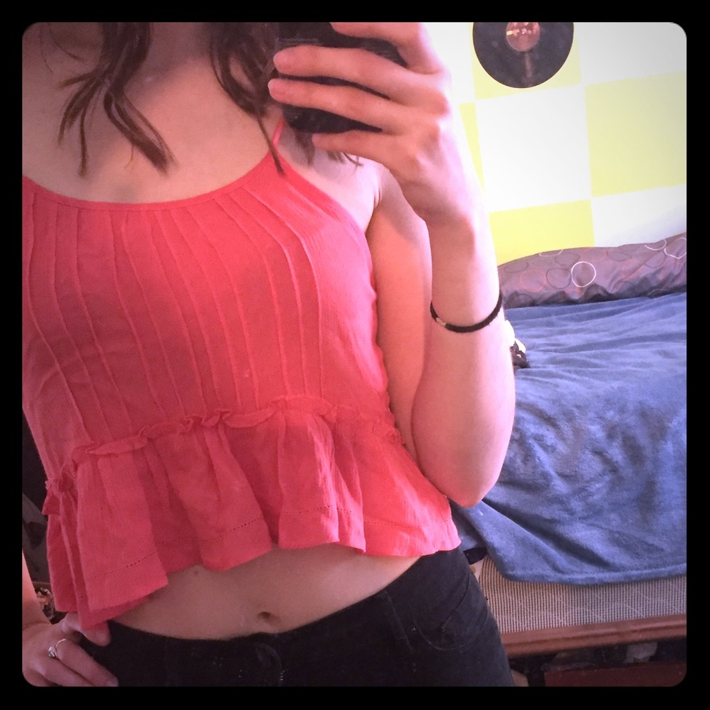 Coral flowy crop top