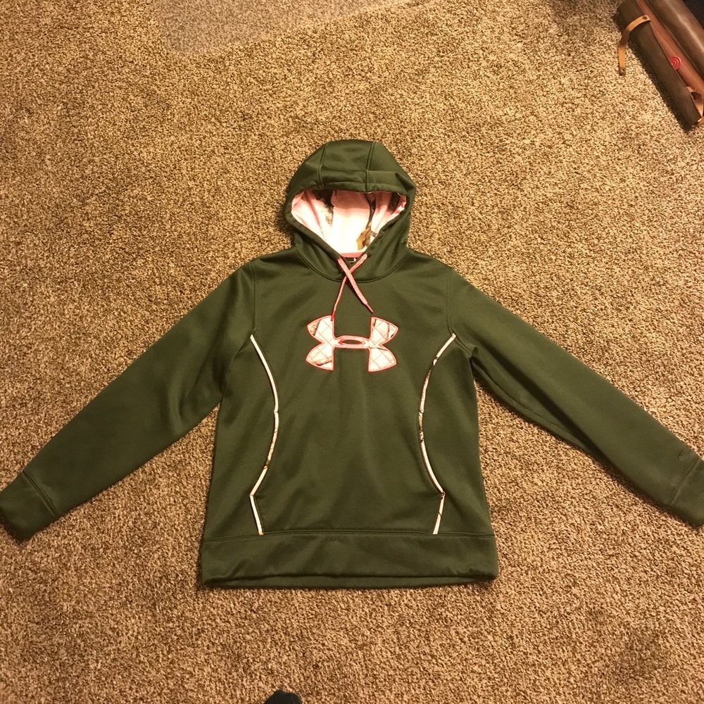 Women's Under armor sweat shirt