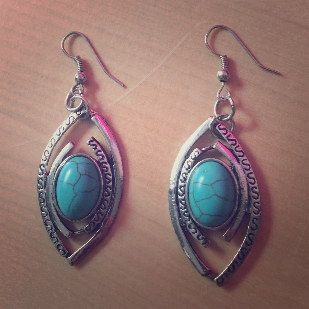 NWOT Silver & Turquoise Earrings