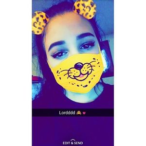 Meet your Posher, Hannah