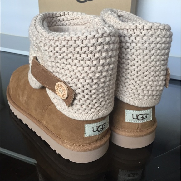 UGGs Darrah Chestnut Youth - Picture 4 of 5