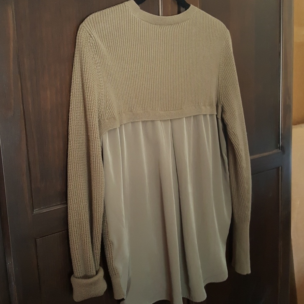 Adorable Boho Cotton Bloused Aweater- Banana Rep