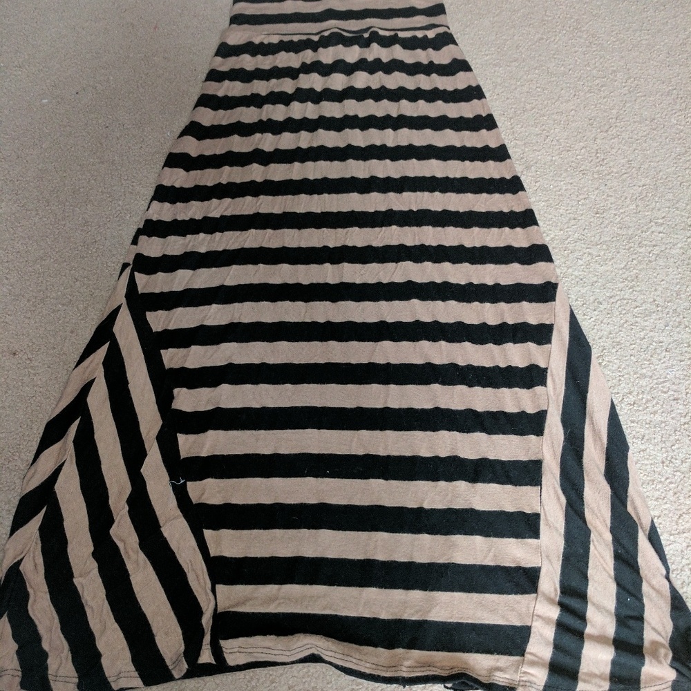 MAXI SKIRT