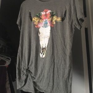 Mumu mellow skull and flowers tie tshirt