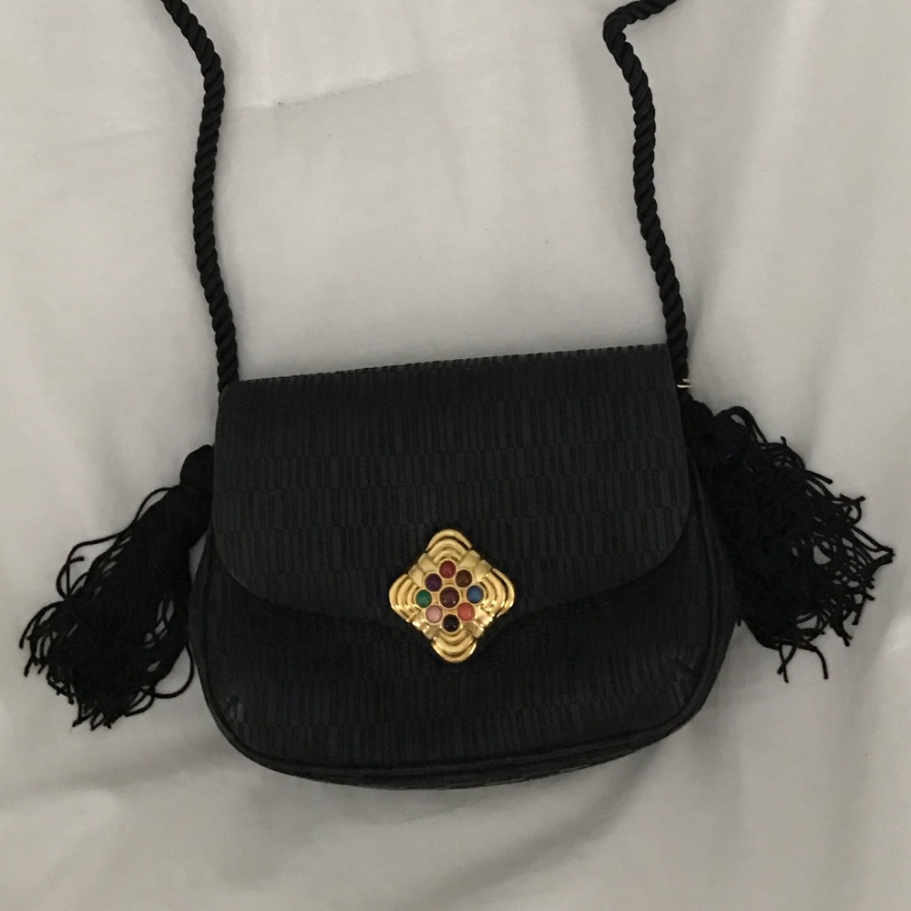 Ashneil black clutch and shoulder or cross body