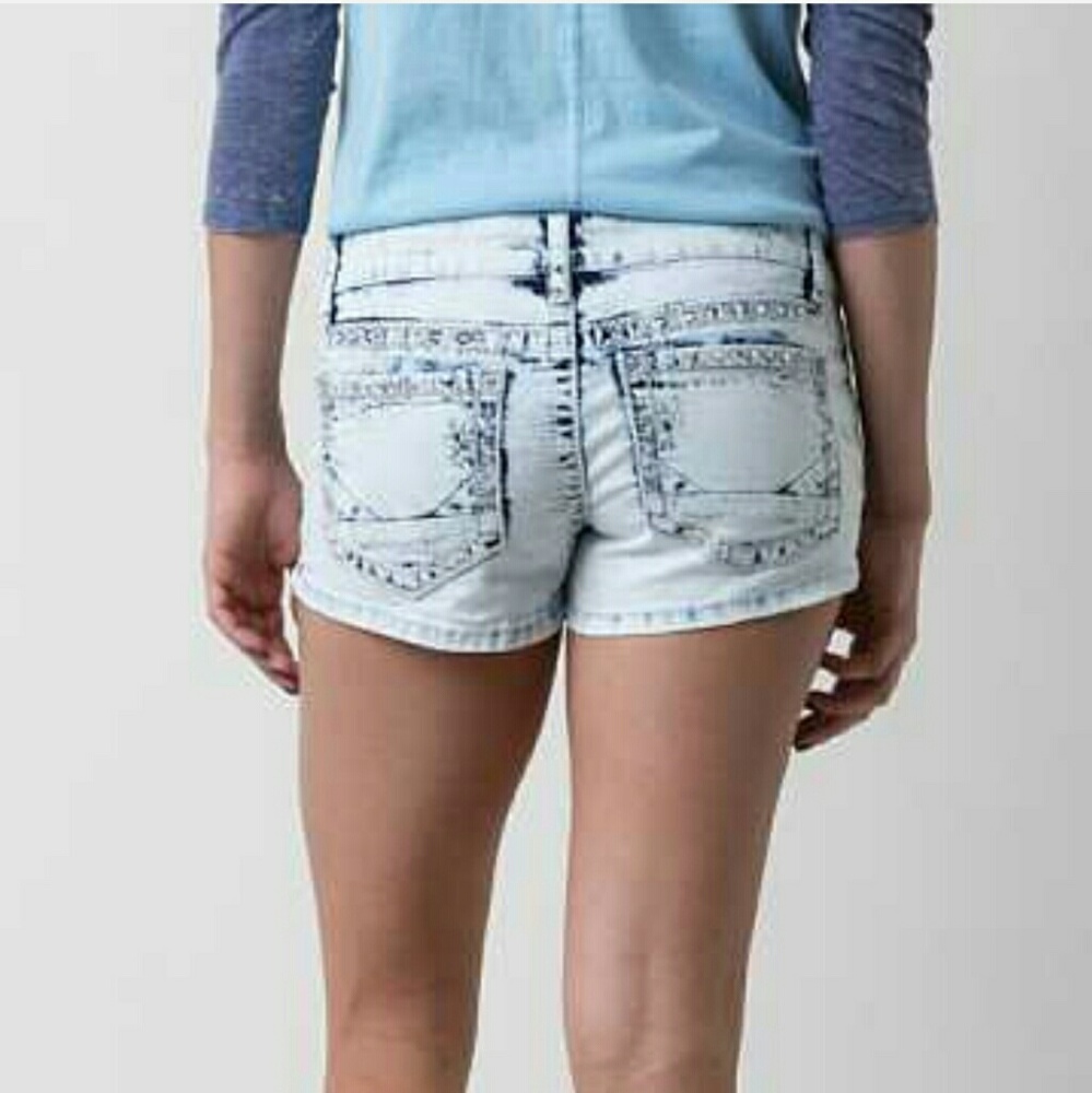 ***Daytrip Gemini Shorts*** New!