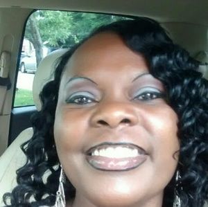 Meet your Posher, Beatrice