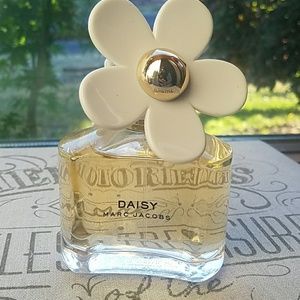 Marc Jacobs Daisy