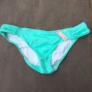 Victoria's Secret swim bottom. NWT