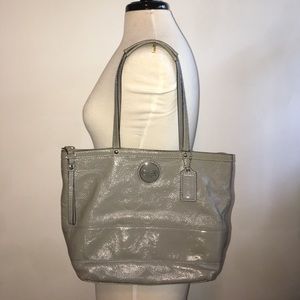Flash sale!! Gorgeous Coach Signature gray Bag