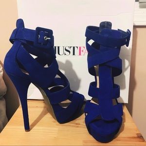 Just Fab brand • Violet heels • Brand new !!
