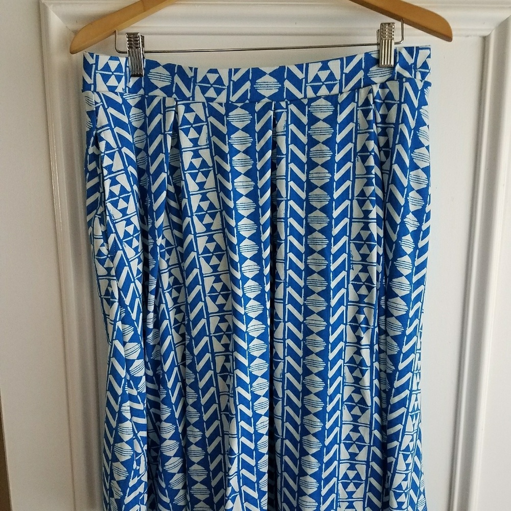 EUC Gorgeous LuLaRoe Madison Skirt