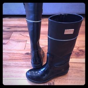 Black Rain Boots
