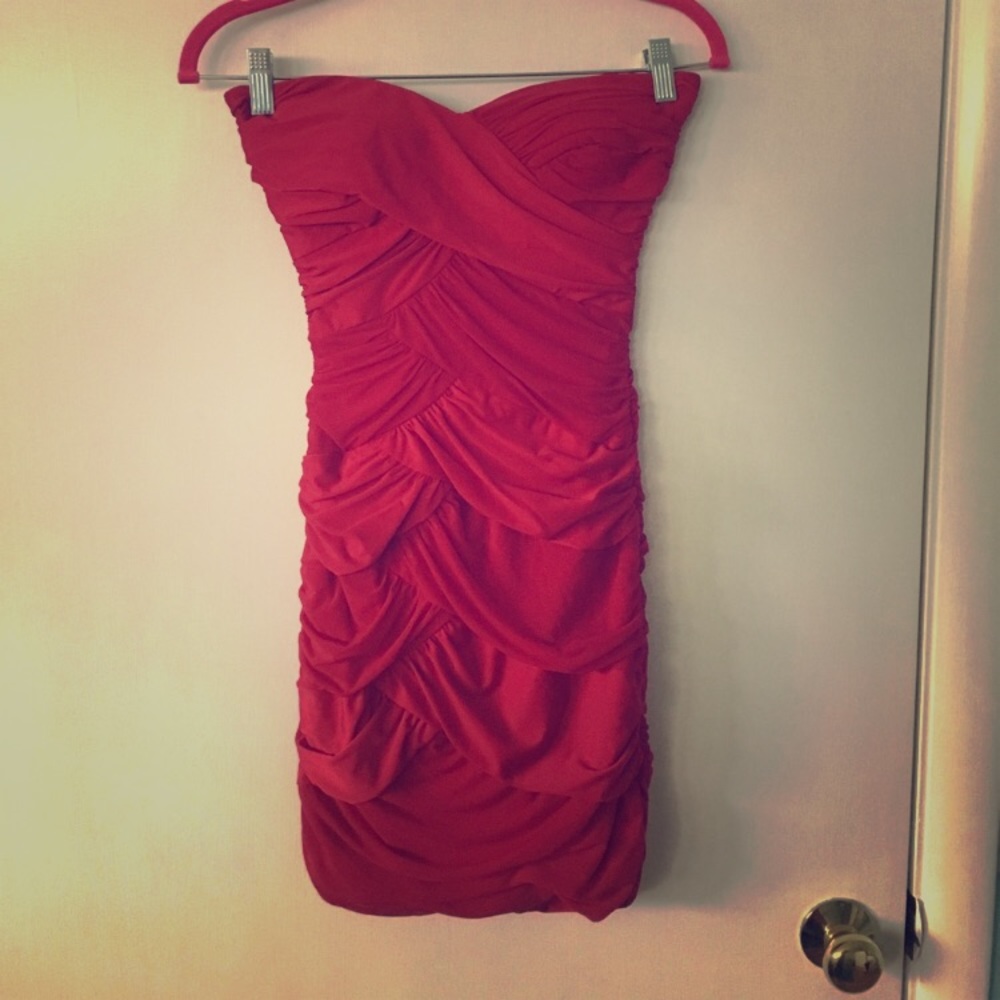 Sexy Bebe Strapless Cocktail dress