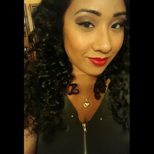Meet your Posher, Sara