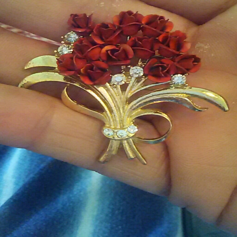 Brooch