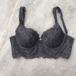 Black longline VS bra