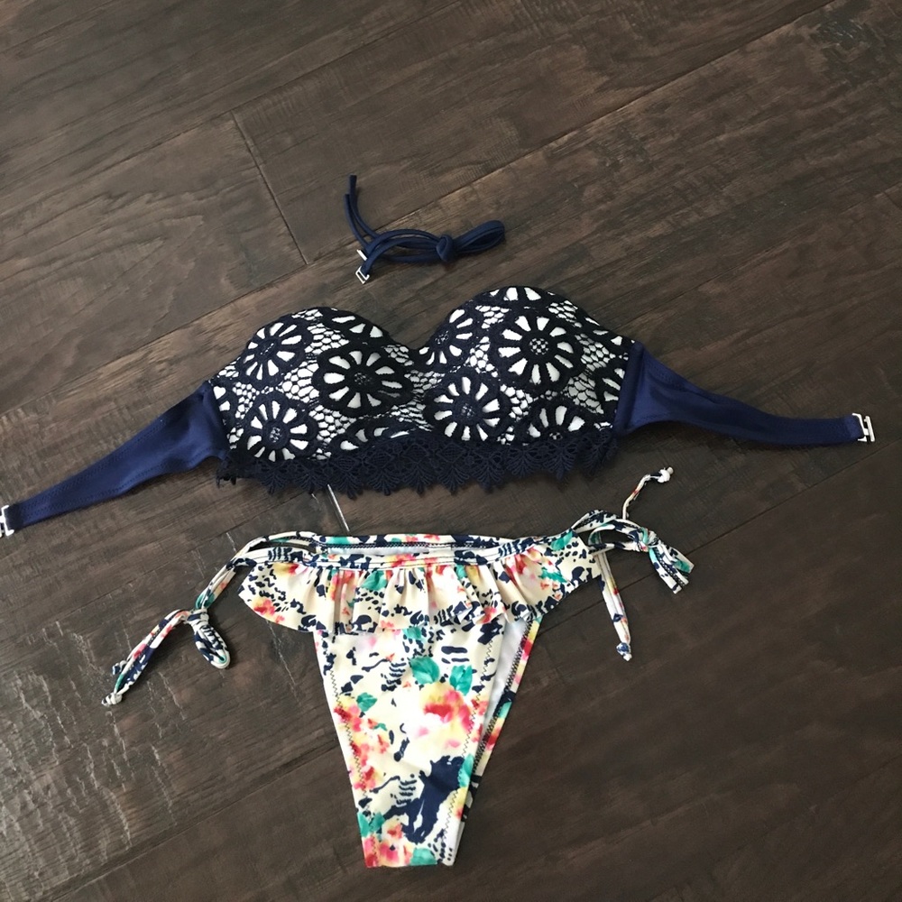 ••SOLD••Romwe Swimwear