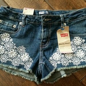 Levi's girls embroidered denim shorty shorts size