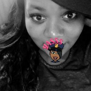 Meet your Posher, Candice