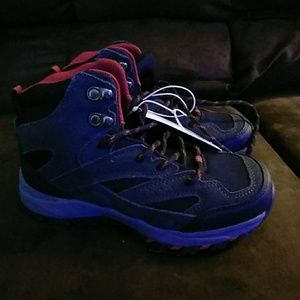 Boys hiking boots