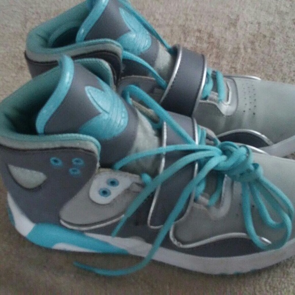 Adidas Sneakers (for women) - Picture 1 of 4