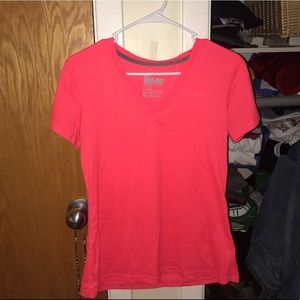 Nike dri-FIT V-Neck Training Short Sleeve Shirt