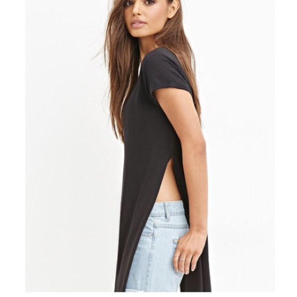 High-Slit Longline Tee - Picture 2 of 4