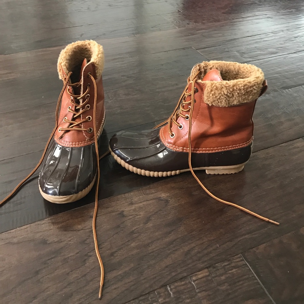 ••SOLD••Amanda Rainboots