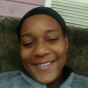 Meet your Posher, Nikki