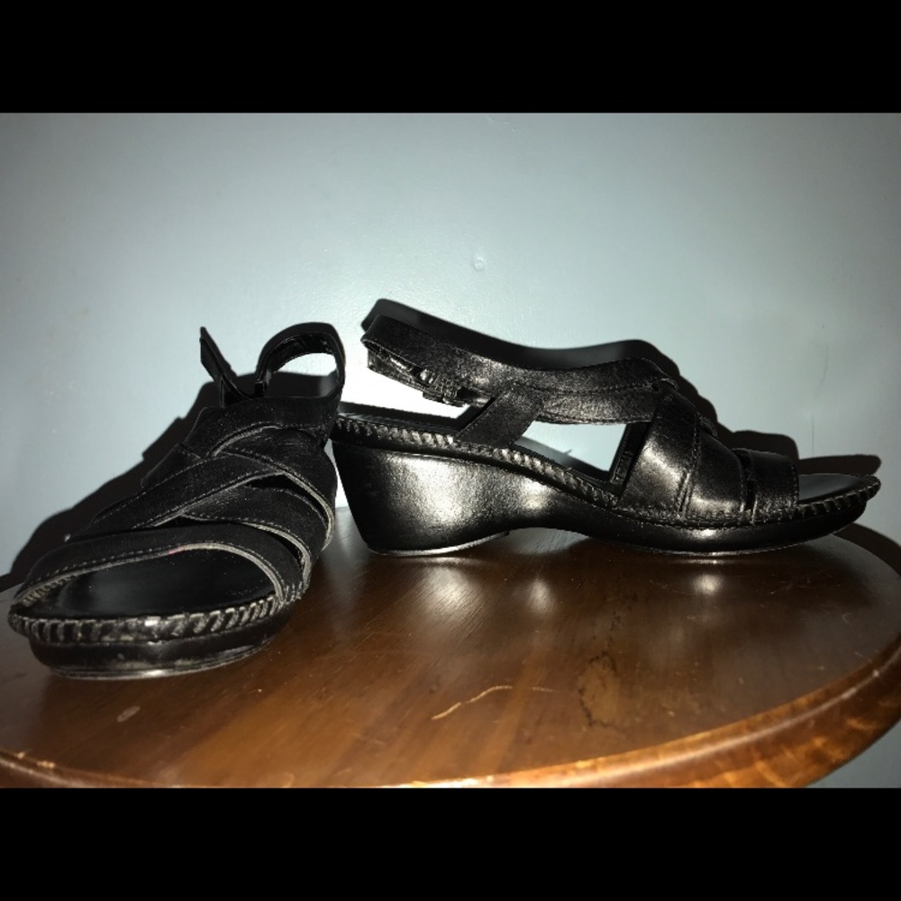 Sandal heels