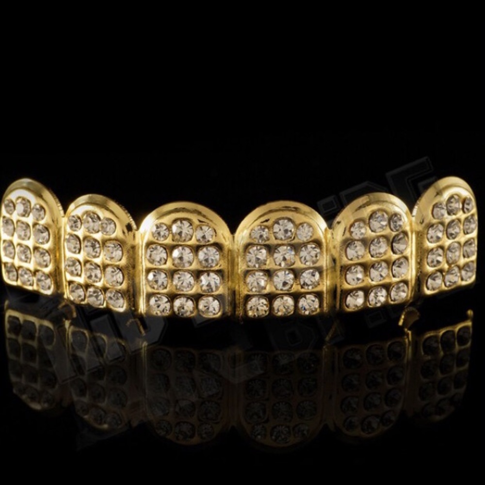 Studded gold plated top Grillz