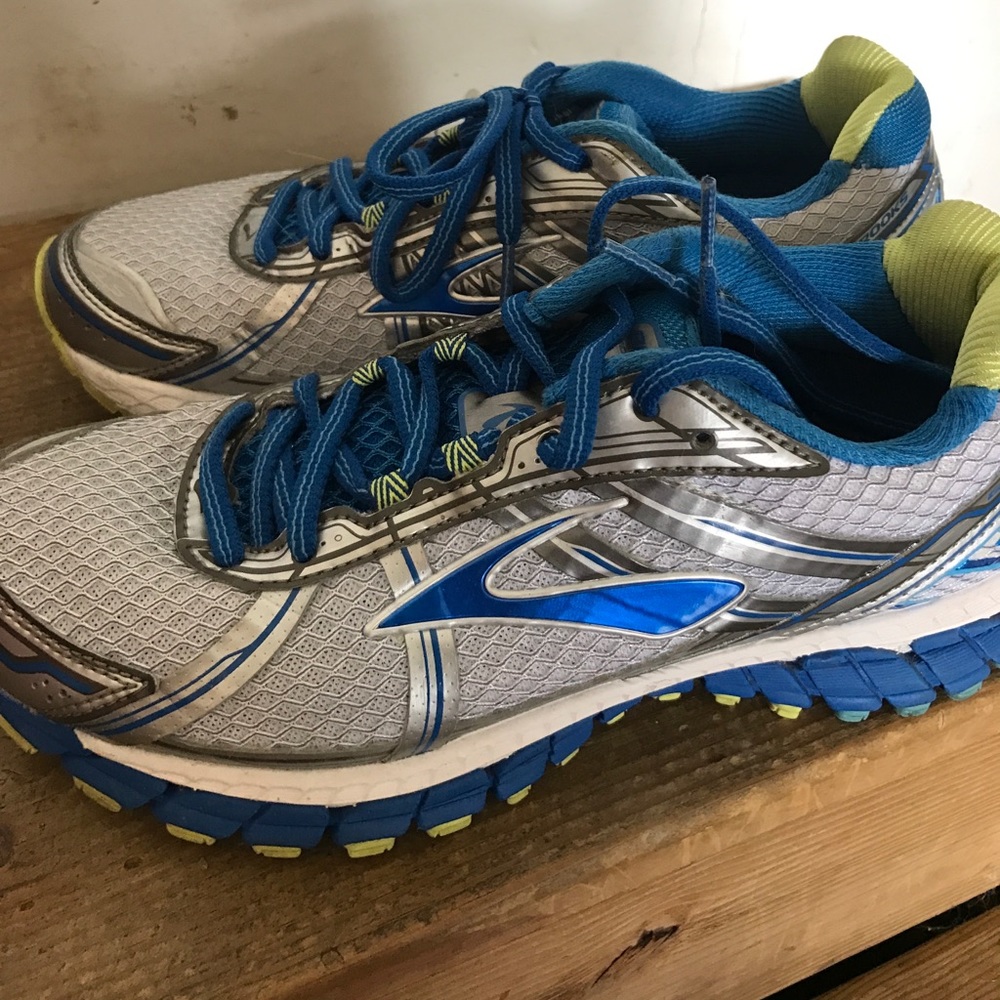 Brooks running shoes 🌸