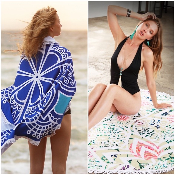 Beach Cover Up - Picture 4 of 5