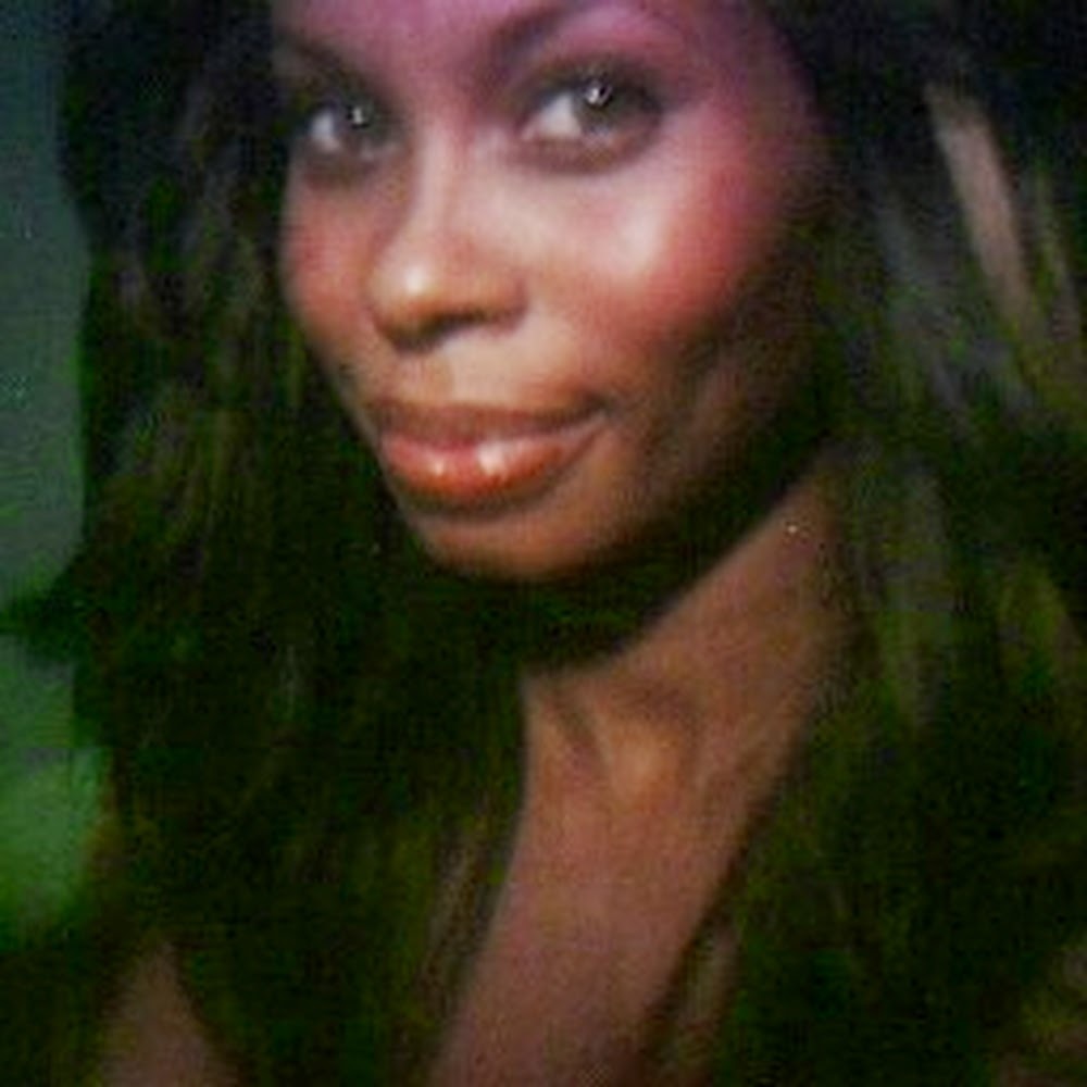 Meet your Posher, Kitten