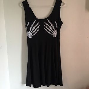 Skull hands dress