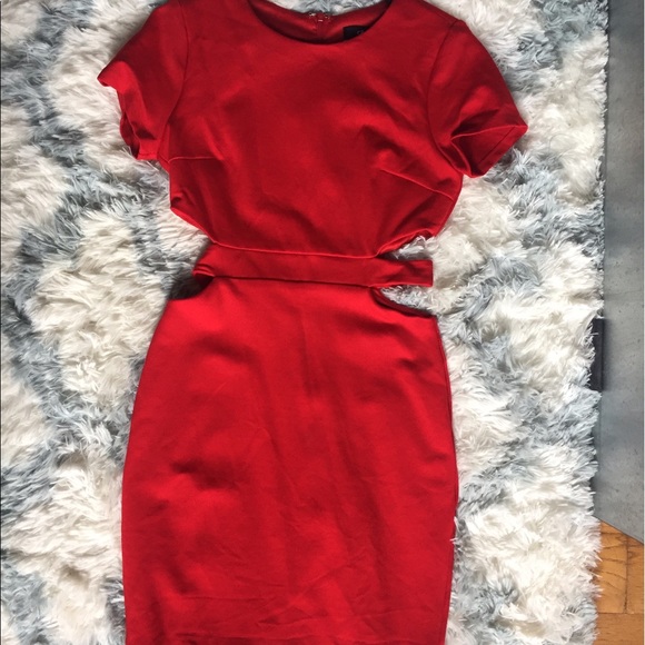 Lulu's Red dress 💋 FEELIN THE HEAT CUT OUT - Picture 3 of 7