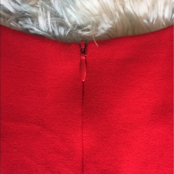 Lulu's Red dress 💋 FEELIN THE HEAT CUT OUT - Picture 5 of 7