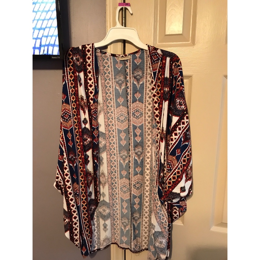 Cute red and blue cardigan perfect for spring 