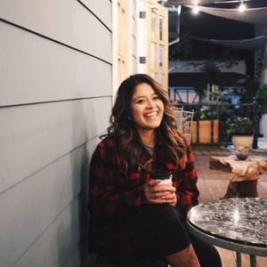 Meet your Posher, Annely