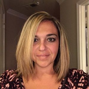 Meet your Posher, Alisa