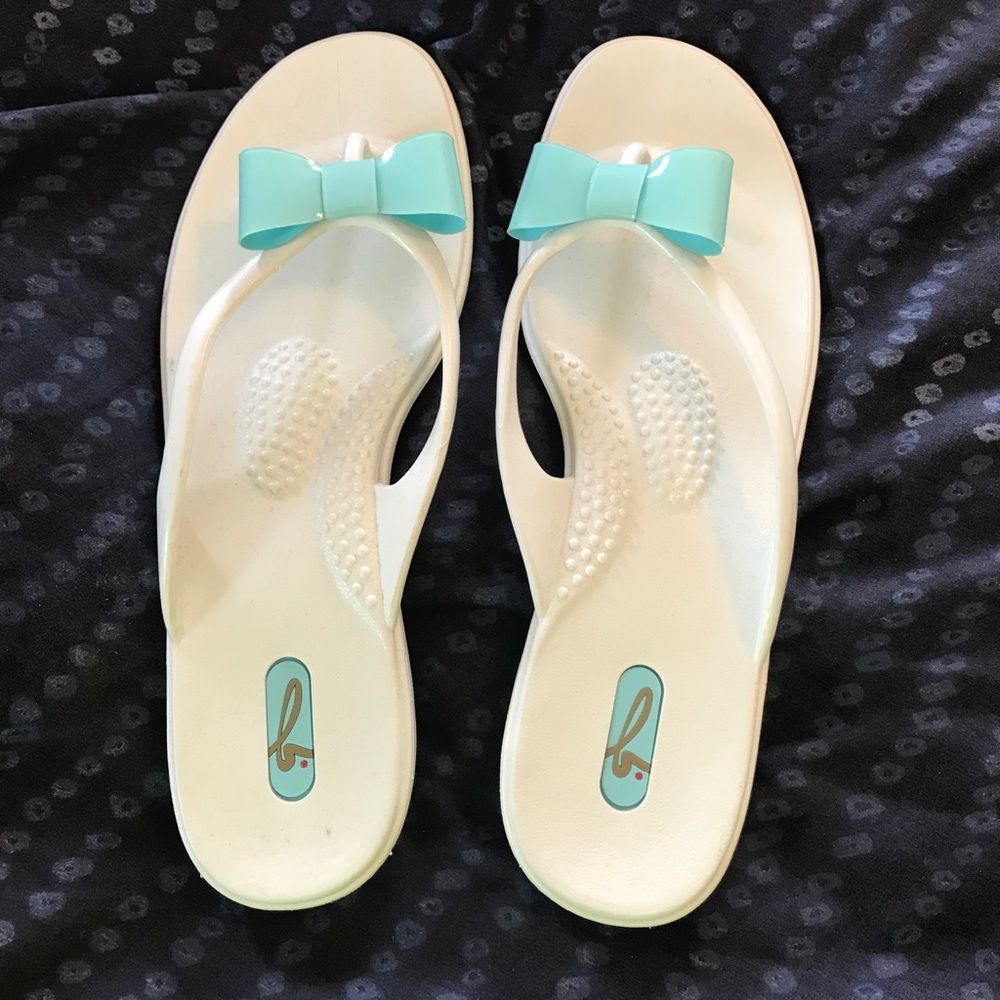 OKABEE Spa Sandals